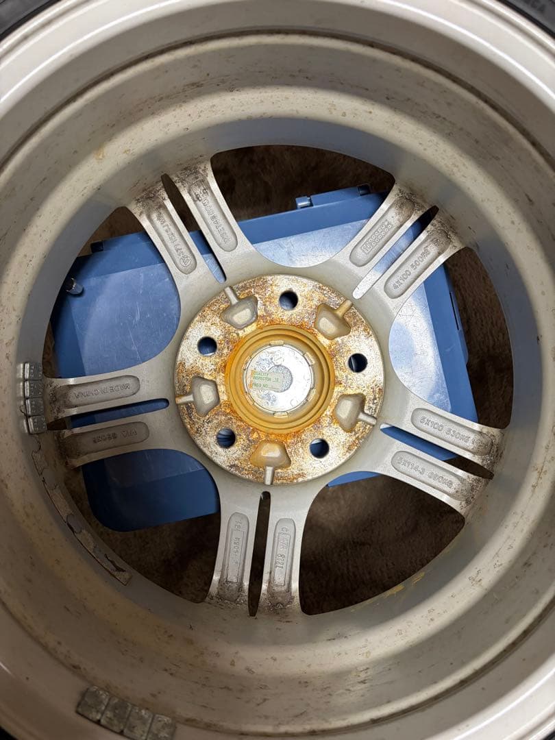 Dunlop 195/65R15 スタッドレスタイヤセット