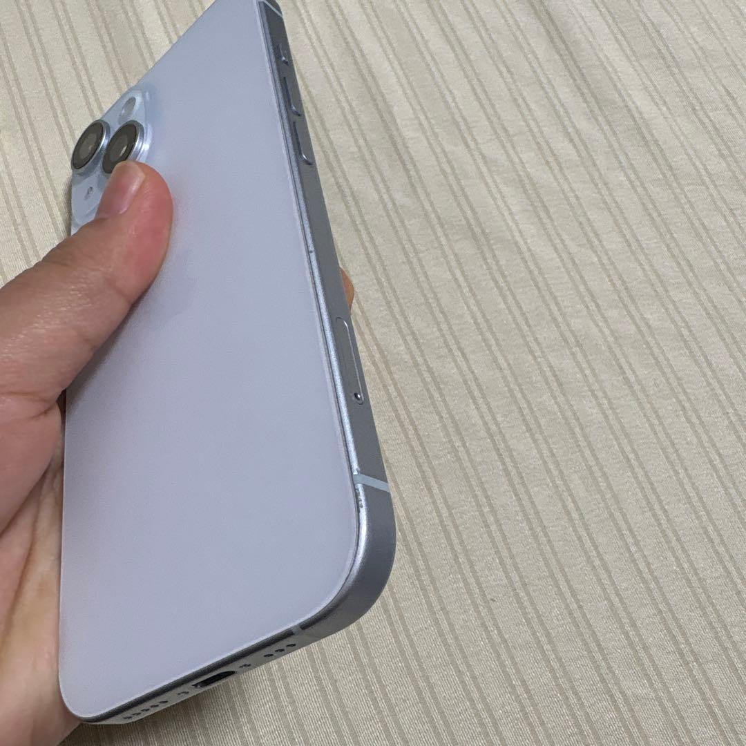 Apple iPhone 15 ブルー箱付き。中古品