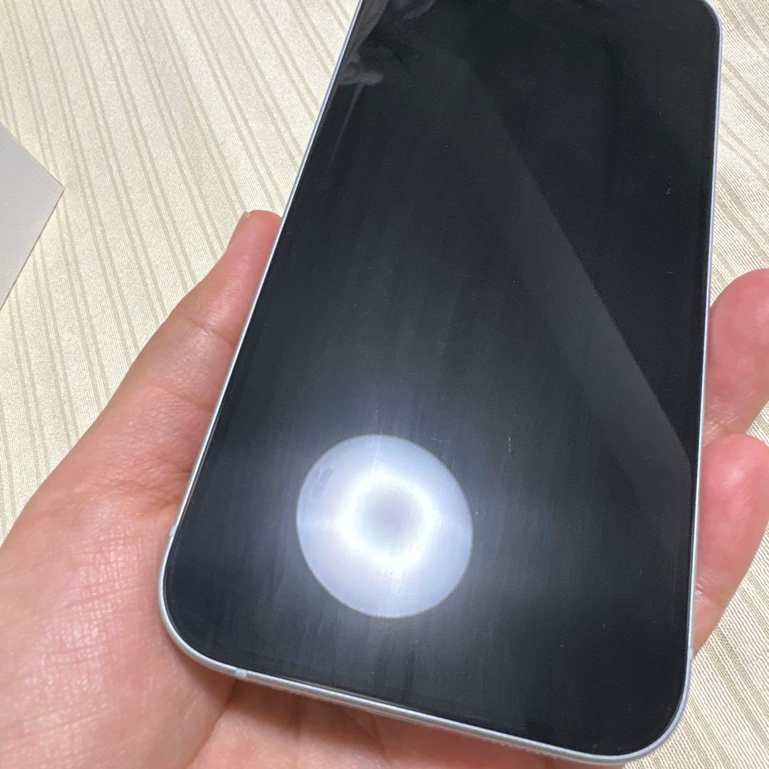 Apple iPhone 15 ブルー箱付き。中古品