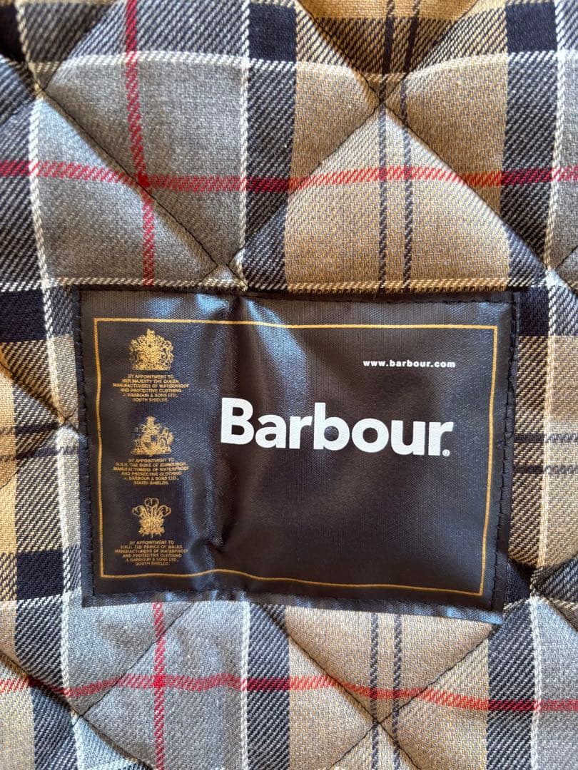 Barbour ネイビー キルティング ベスト