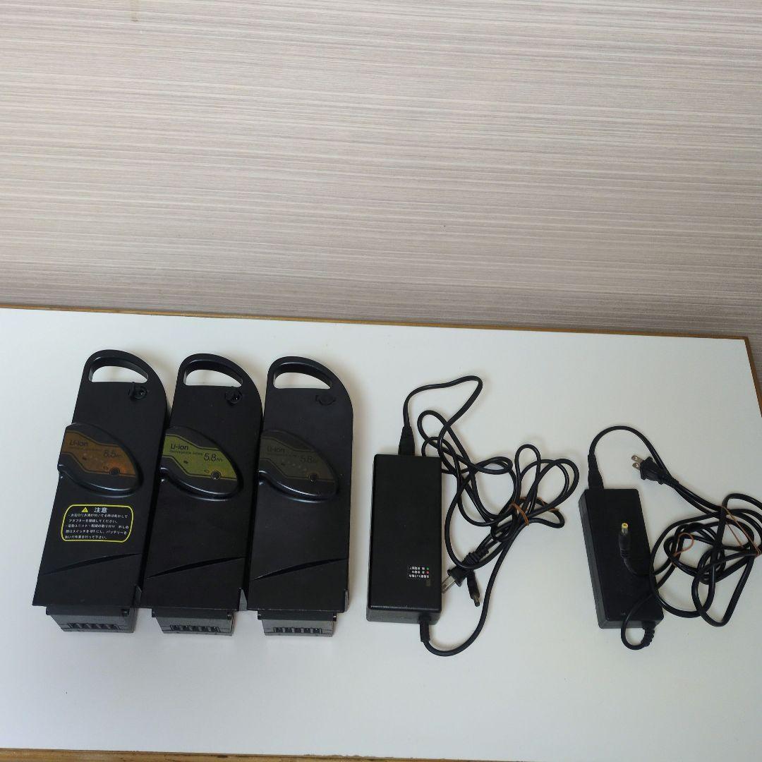 【直接引取限定】電動アシスト自転車　後輪タイヤ、チェーン類新品　バッテリー3つ