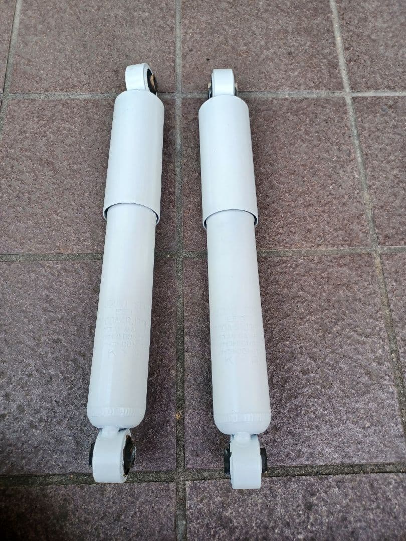 スズキスポーツ　ショックアブソーバ