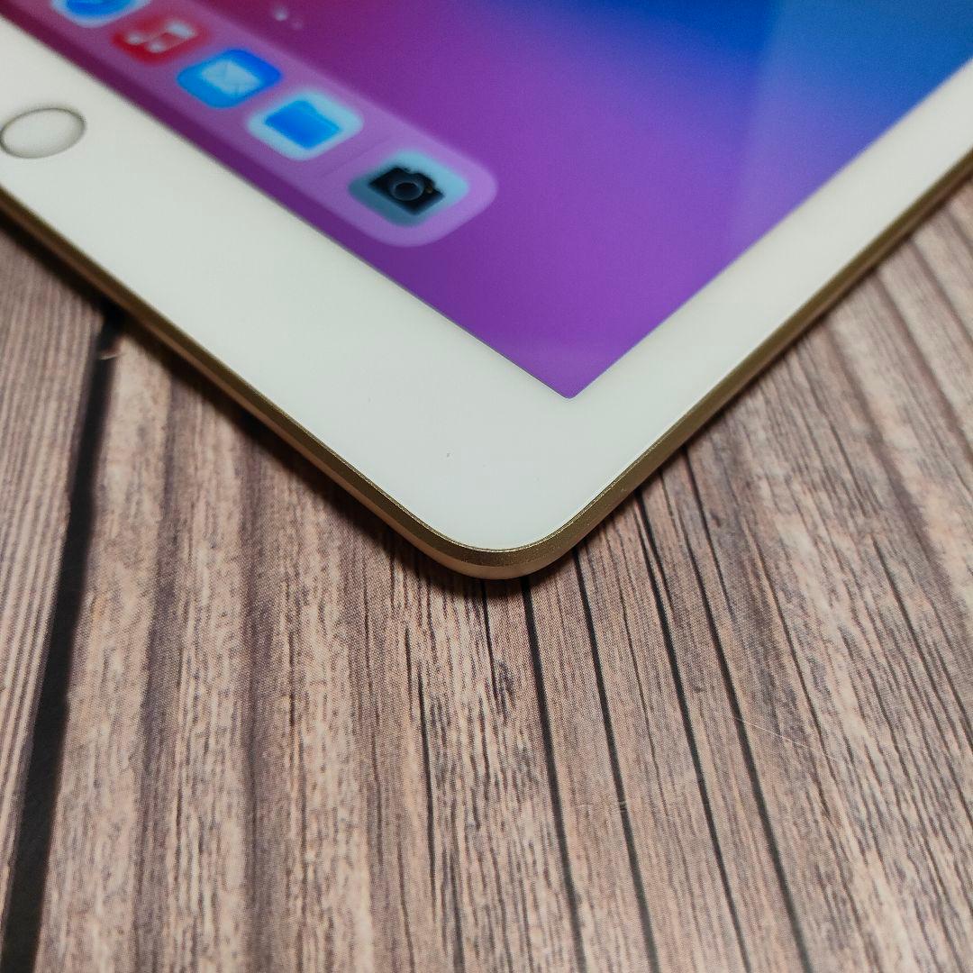 Apple iPad 第5世代 32GB SIMフリー