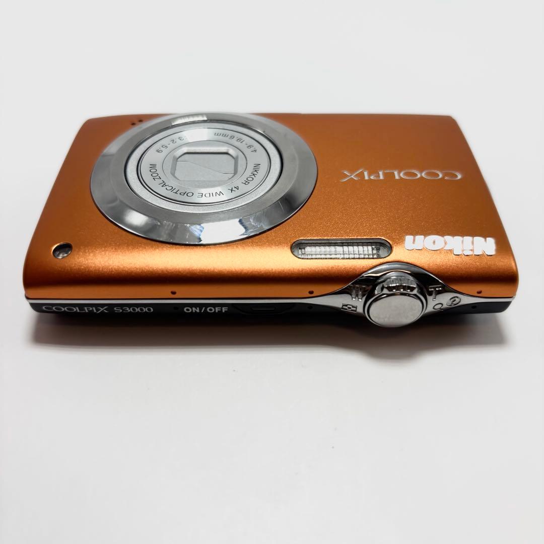 【週末限定値下げ】【美品】Nikon COOLPIX S3000 オレンジ