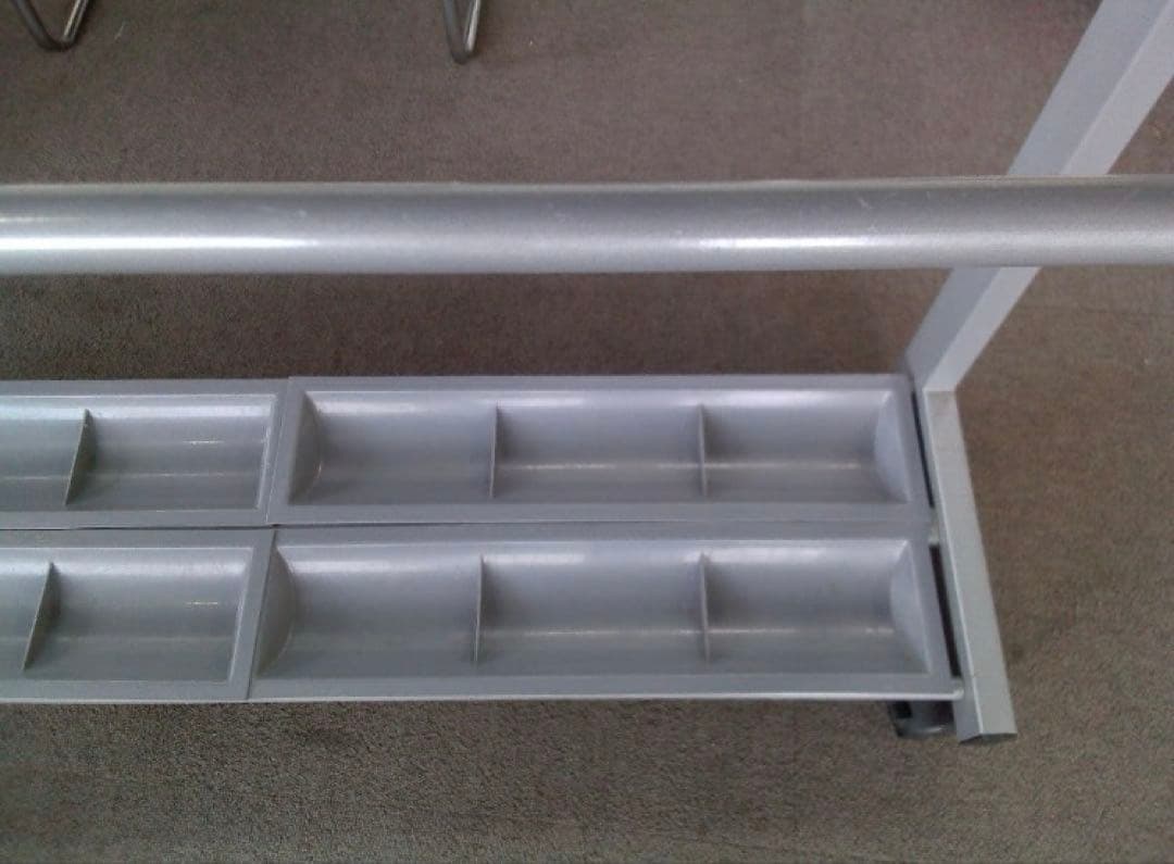 傘立て　24本・カギ付　【業務用‼️】　店　塾　病院　施設　アンブレラスタンド