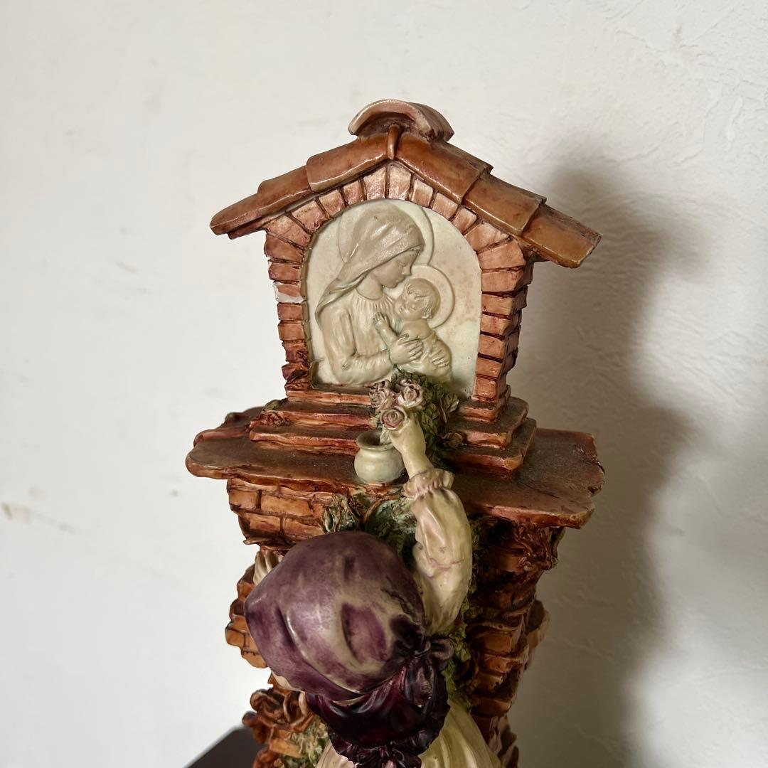 k195r124 Sculpture House「聖母へ捧げる花」オブジェ 置物