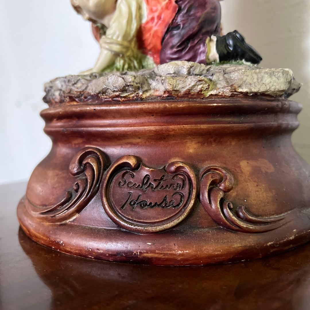 k195r124 Sculpture House「聖母へ捧げる花」オブジェ 置物