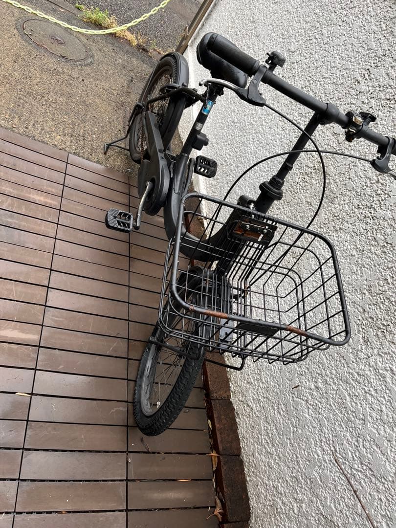 Panasonic自転車 （バッテリー無し、本体のみ、前輪パンクのジャンク品）