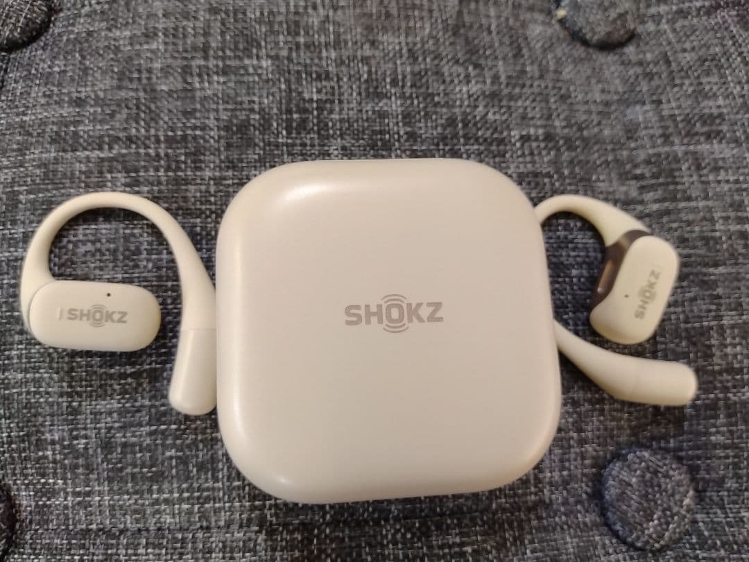 SHOKZ ワイヤレスイヤホン ホワイト