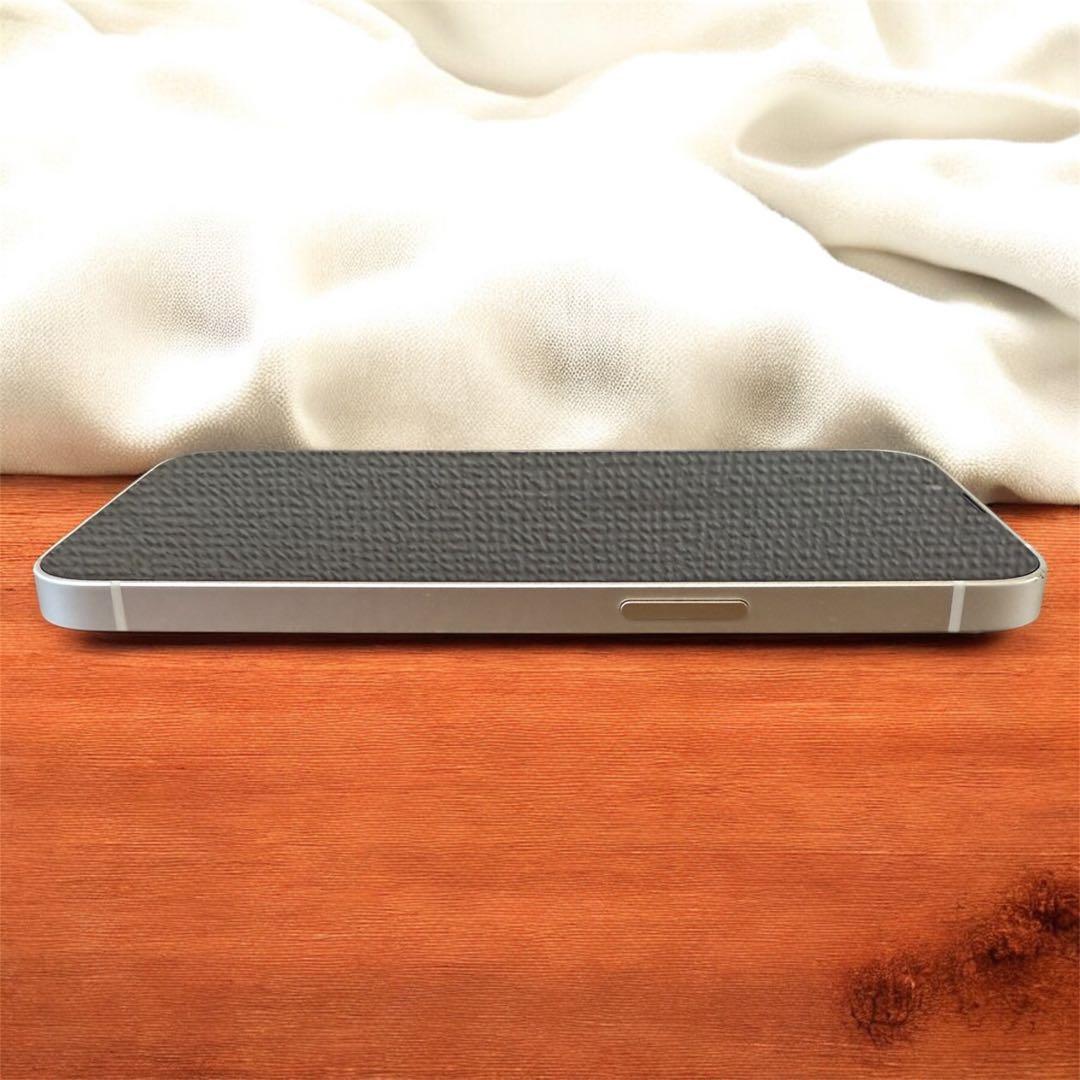 ぴ*ん様 iPhone13 128GB スターライト　SIMフリー