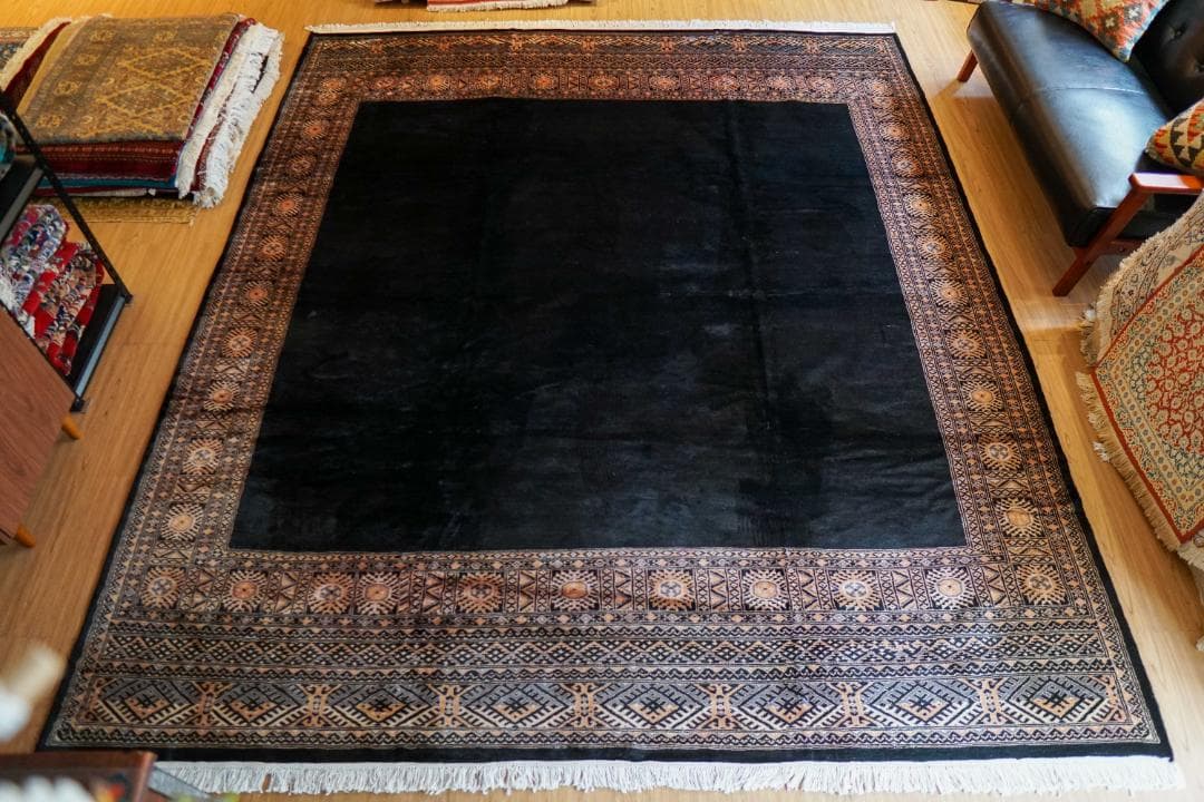 パキスタン手織り絨毯 293×254cm