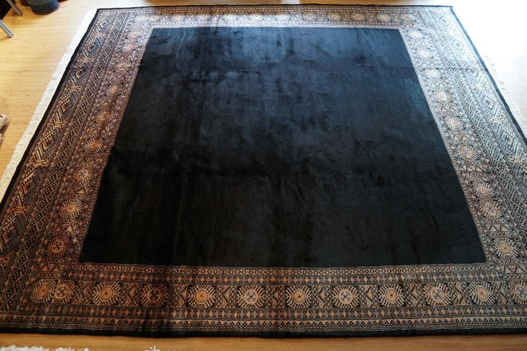 パキスタン手織り絨毯 293×254cm