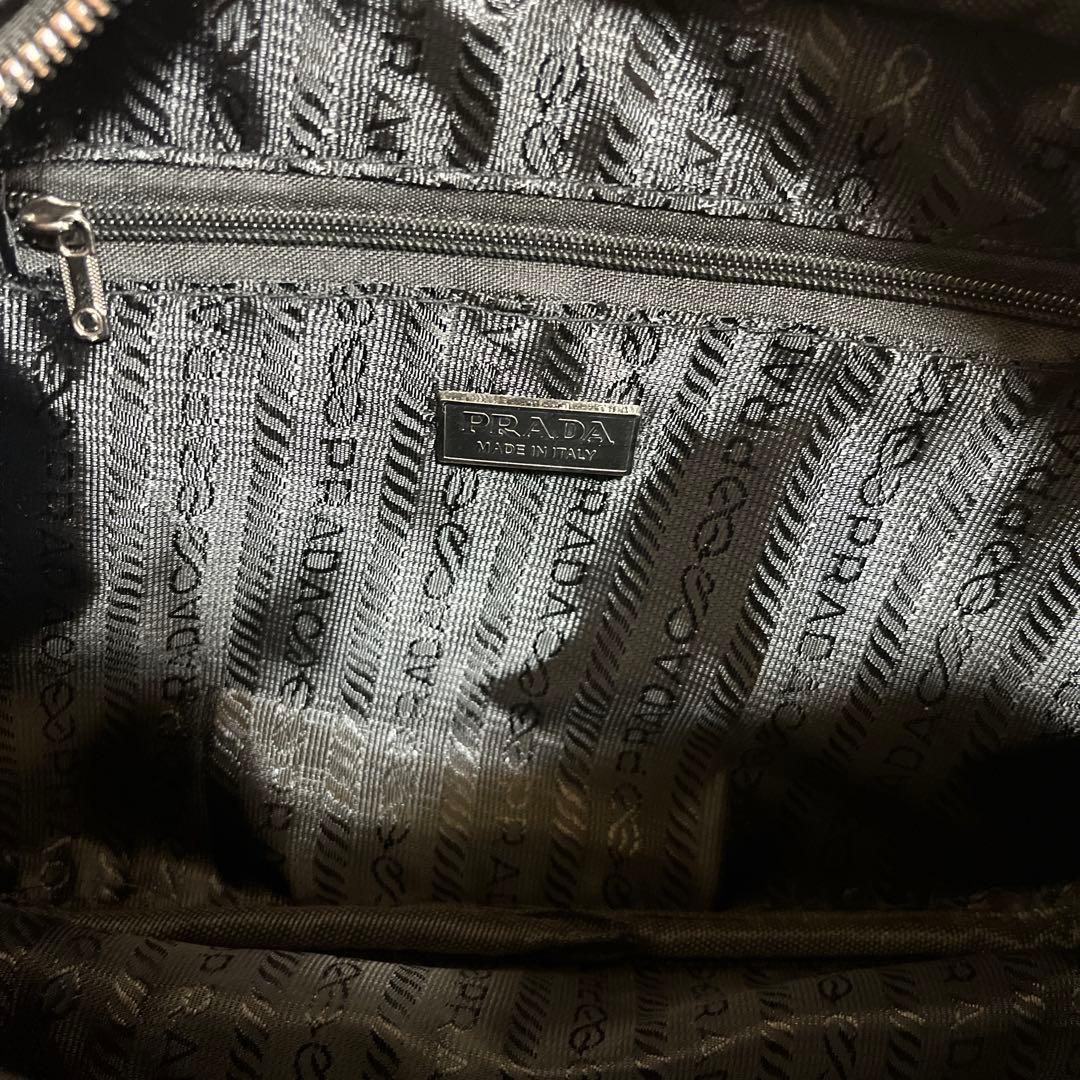 プラダノベルティショルダーバック