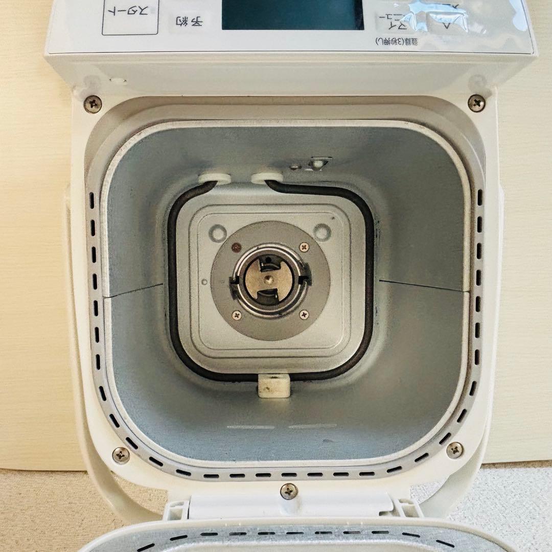 美品✨　Panasonic ホームベーカリー SD-SB1-W