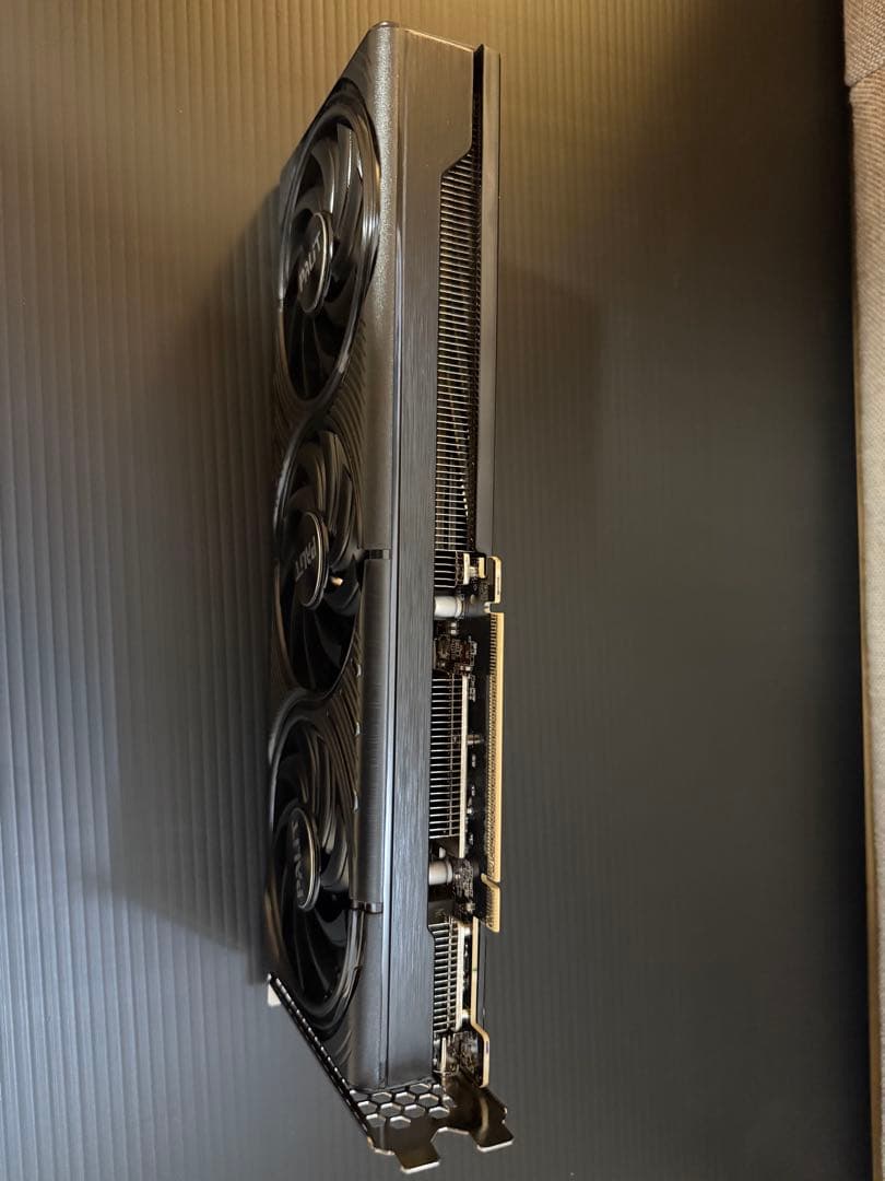 グラフィックボード・グラボ・ビデオカード GeForce RTX 5060 Ti Infinity 3 [16GB]