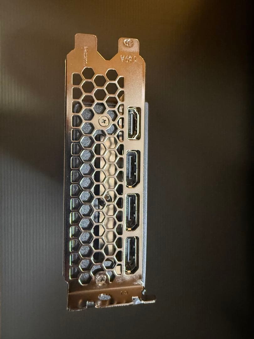 グラフィックボード・グラボ・ビデオカード GeForce RTX 5060 Ti Infinity 3 [16GB]