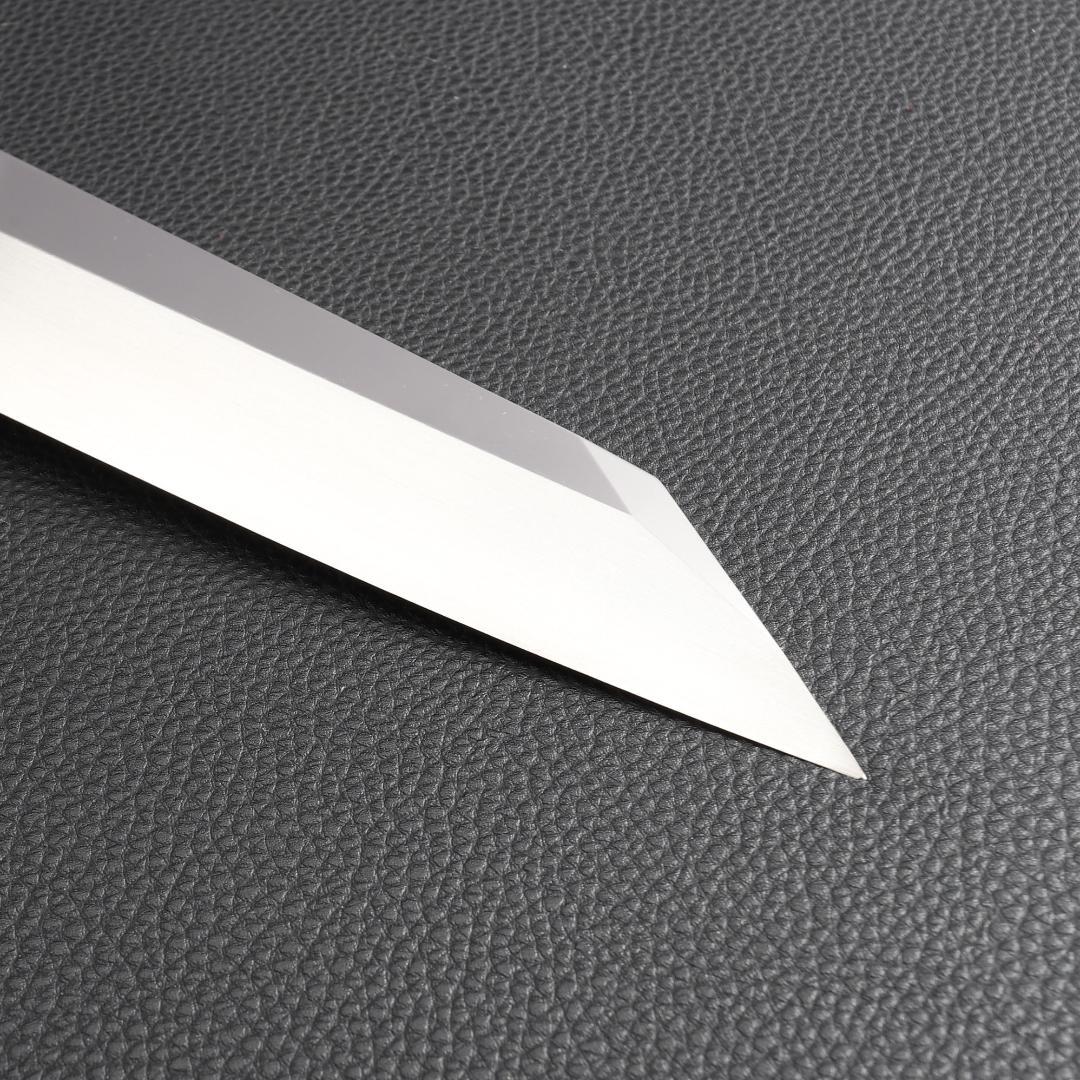 10825切付柳刃包丁 尺三刺身包丁鏡面仕上げ 刃は究極の切れ味黒檀黒水牛八角柄