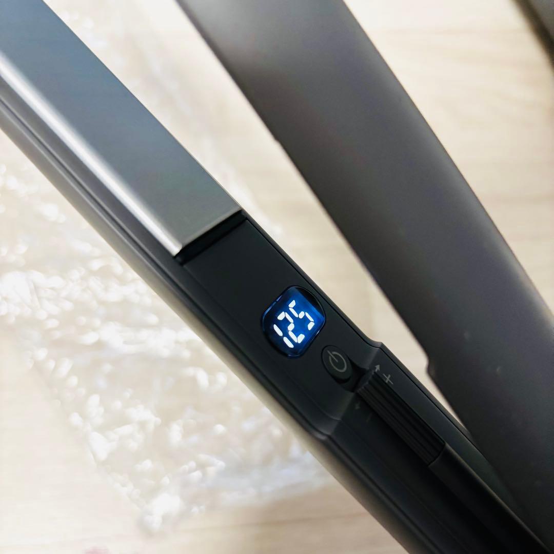 お値下げ！！サロニア　スムースシャインストレートヘアアイロン　グレー