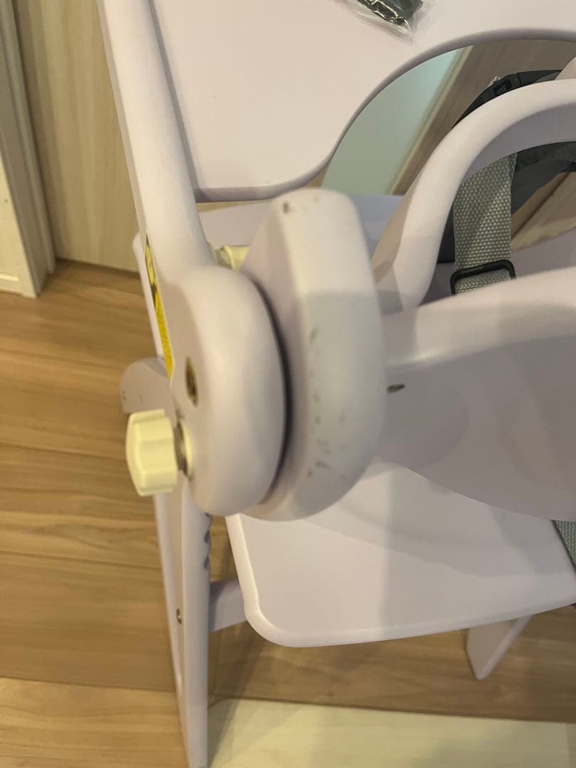 【使用期間短】大和屋　アッフルソルベチェア　グレープ　ベビーチェア