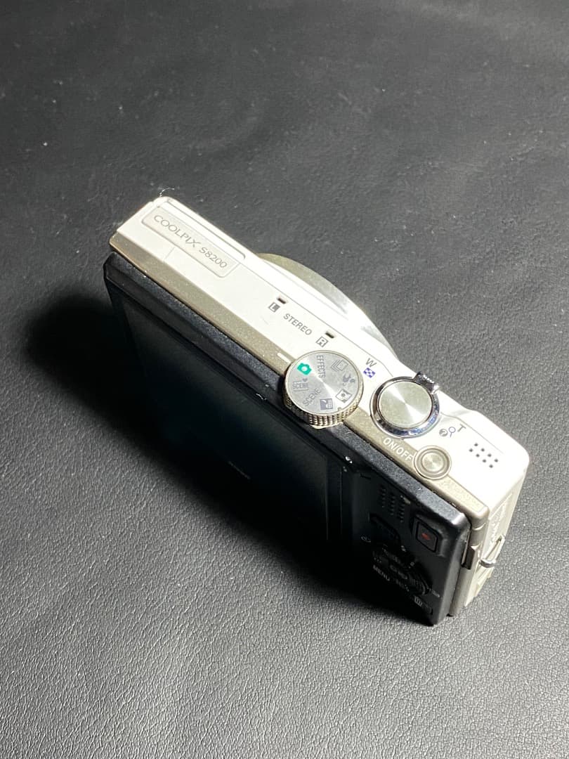 Nikon ニコン COOLPIX クールピクス S8200 ホワイト