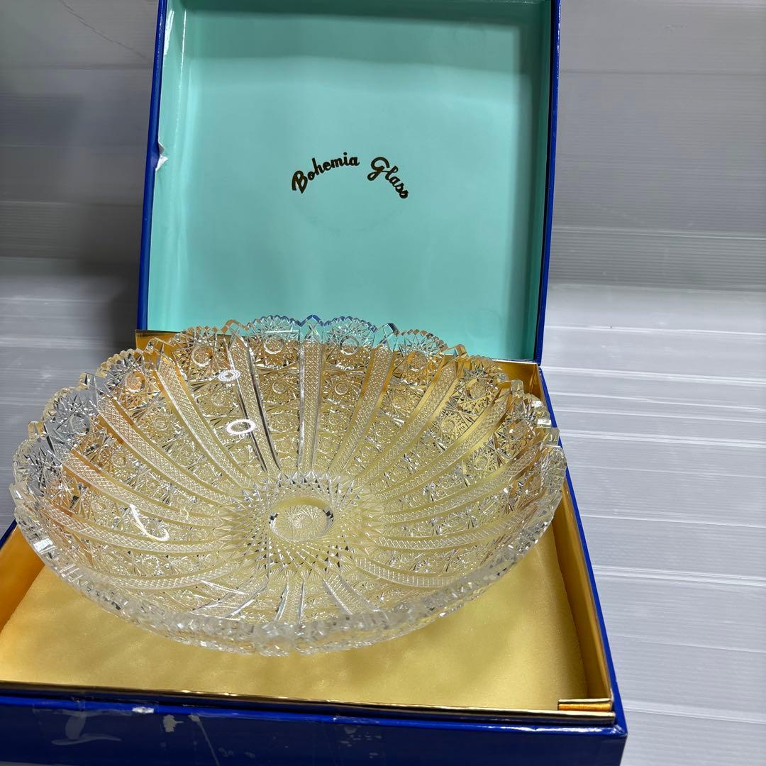深皿　ガラス　ボヘミヤ　ガラス　チェコ製