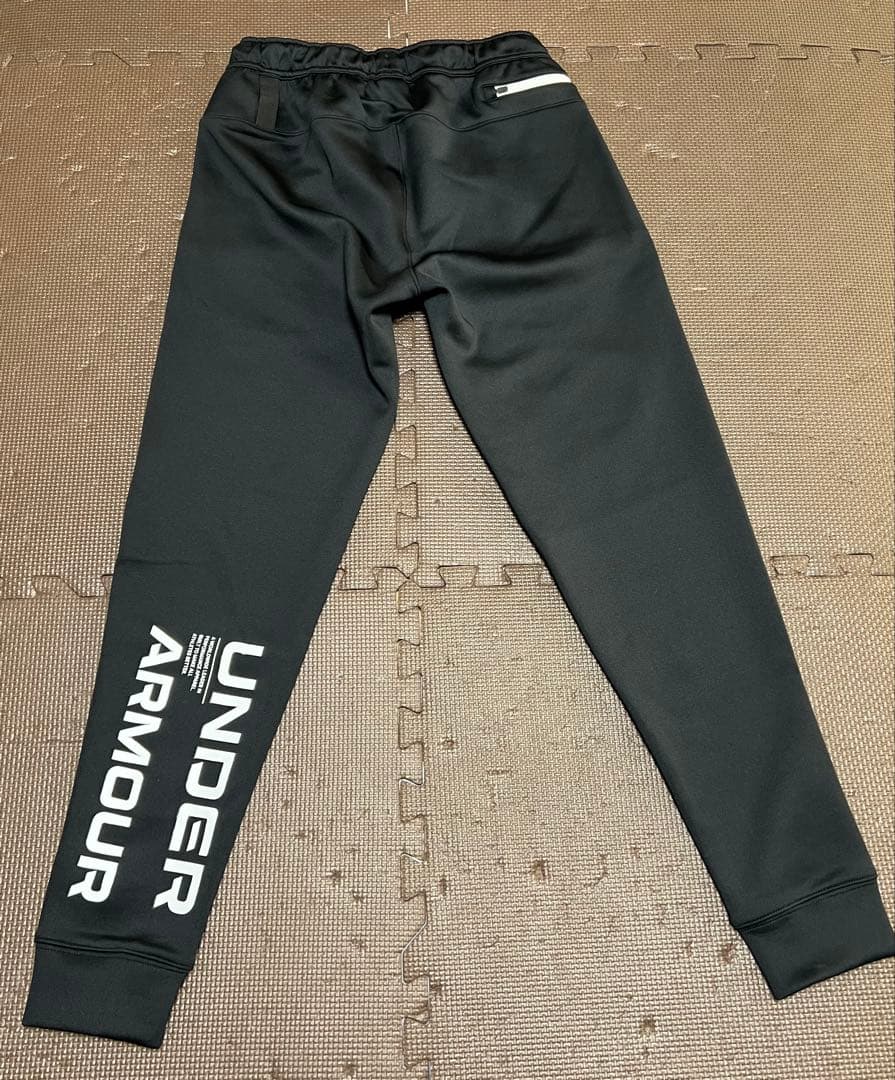Under Armour トレーニングパンツ ジョガーパンツ