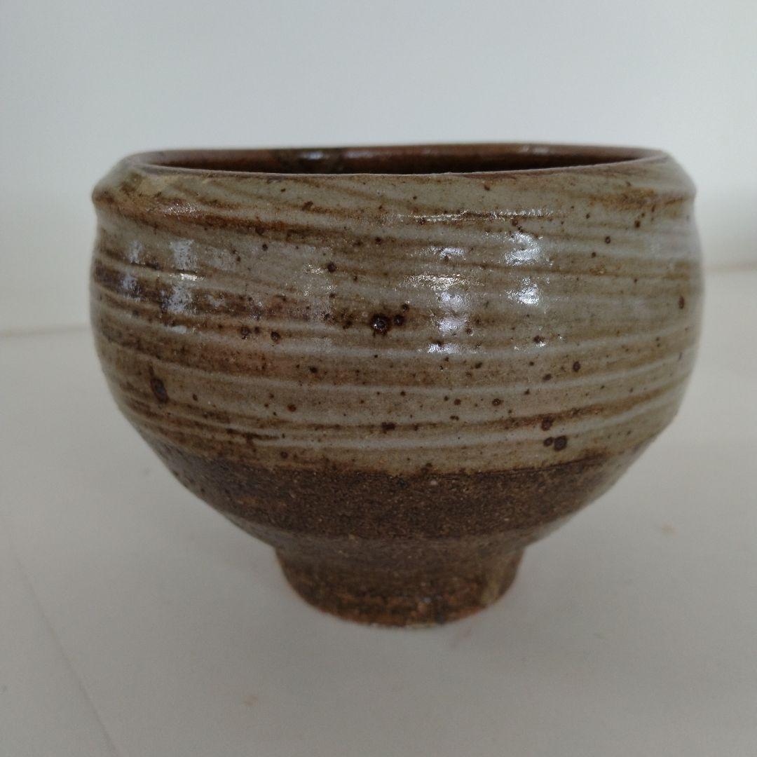 人間国宝　島岡達三さんの「地釉刷毛目盌」