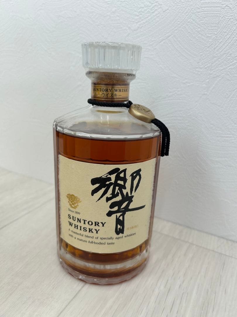 【お酒】SUNTORY 響 裏ゴールドラベル 700ml ウィスキー
