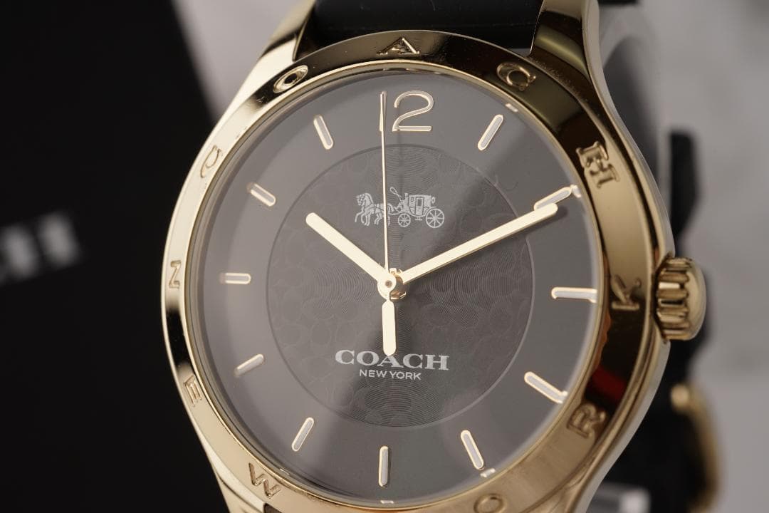箱付き✨稼働 COACH–コーチ 腕時計 ブラック 文字盤 ベルト ゴールド色