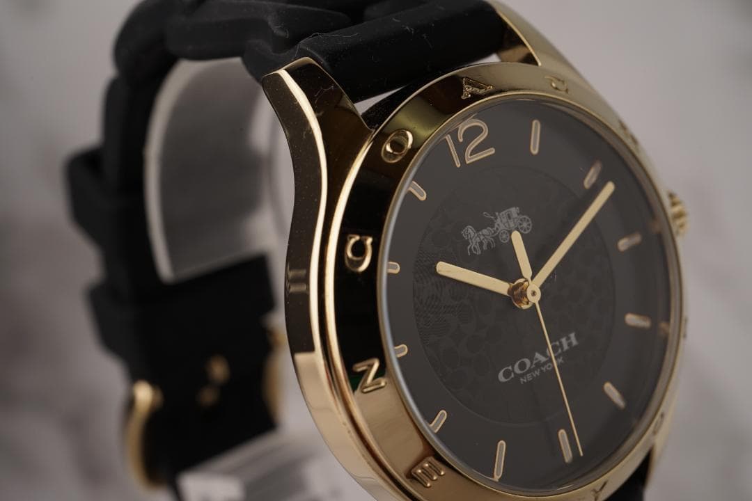 箱付き✨稼働 COACH–コーチ 腕時計 ブラック 文字盤 ベルト ゴールド色