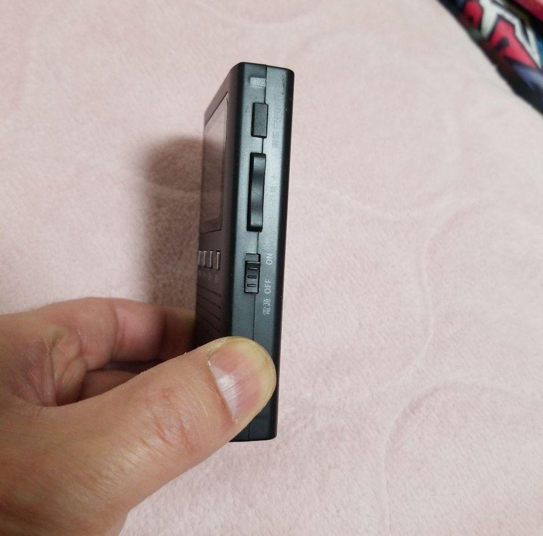 ( •᷄ὤ•᷅){ポケットテレビラジオ}