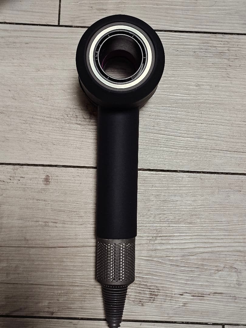 年始限定新品黒シリコンカバー付　ダイソン　メンテナンス済み　Dyson hd08