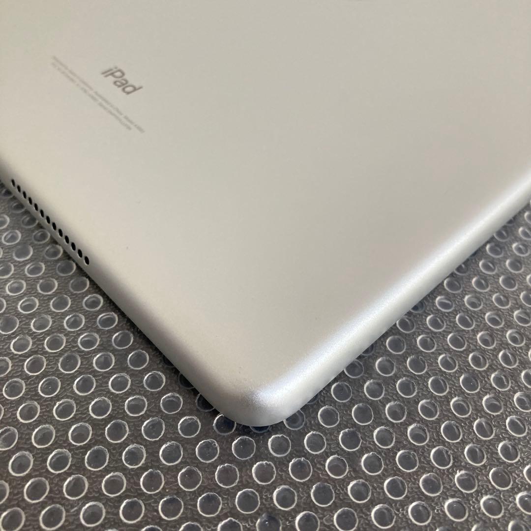 3444【早い者勝ち】美品☆iPad6 第6世代 32GB WIFIモデル☆