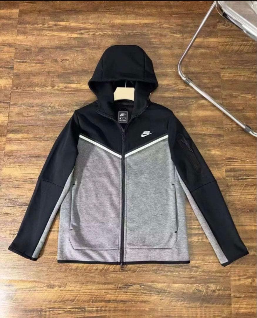 海外限定 Nike ジャージ上下セット ブラック/グレー**M**