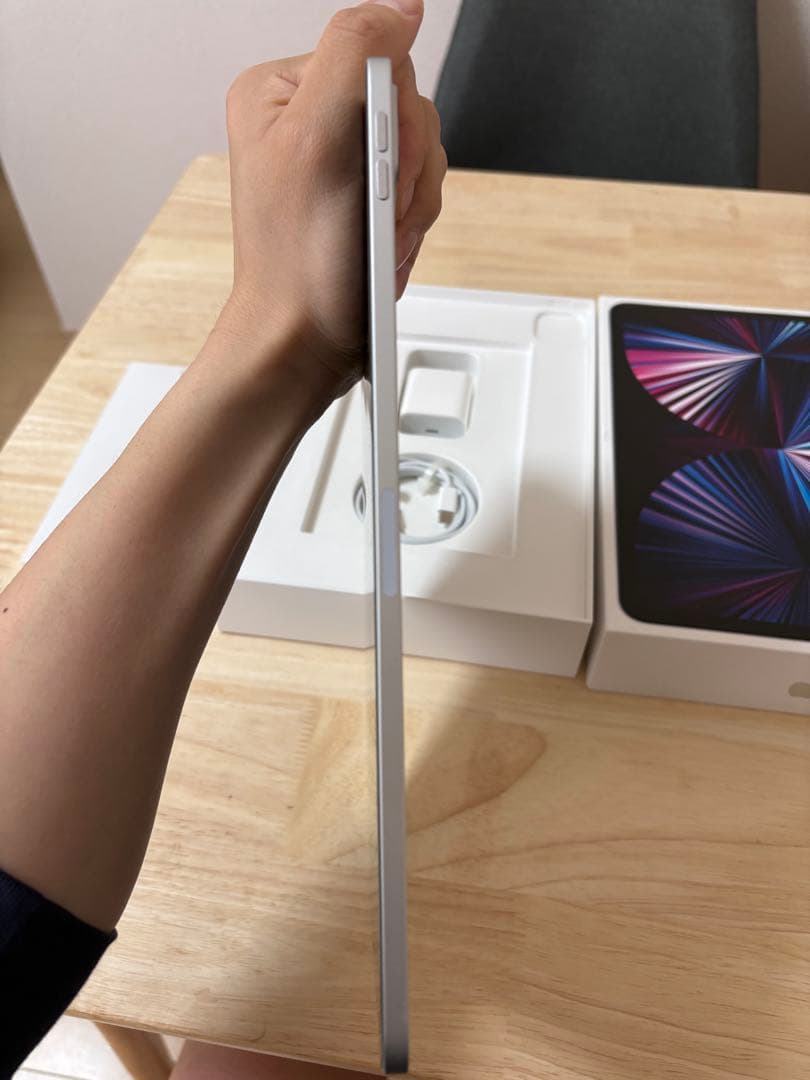 iPad Pro 11インチ第3世代　おまけ付き