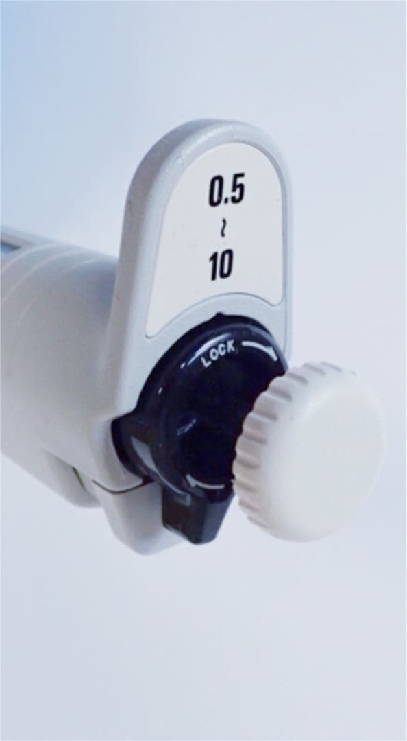 ニチリョー社製ピペット マン(0.5~10uL)