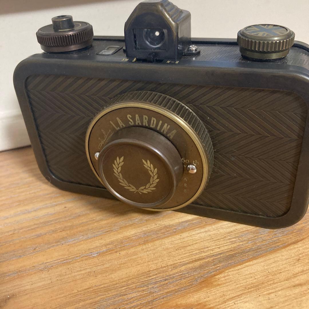 【希少・限定Lomography × Fred Perry La Sardina