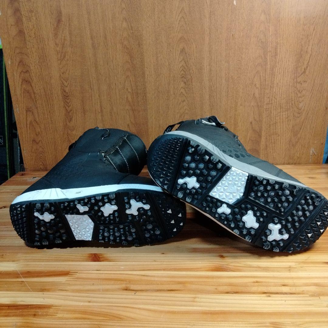 美品　BURTON　バートン 　スノーボードブーツ　 26068
