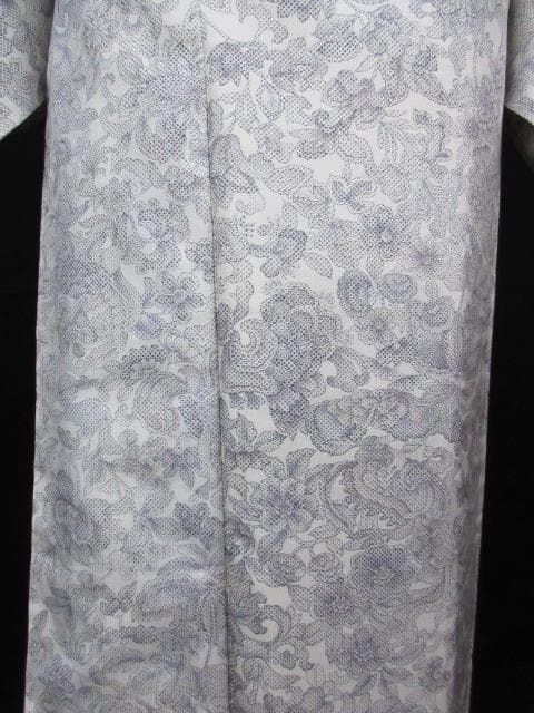 着用少ない！白大島＊本場縞大島紬＊アラベスク＆動物＊着物＊１６４ｃｍ＊裄６３