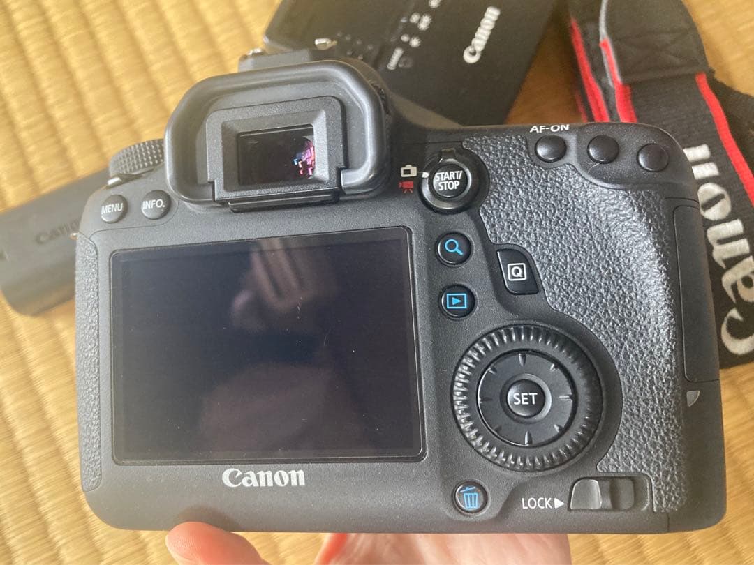 Canon EOS 6D ボディ