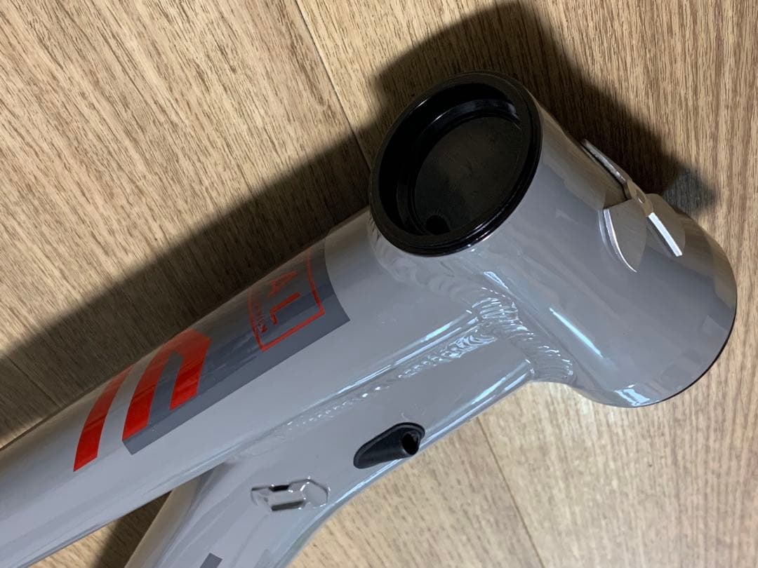 NUKEPROOF SCOUT290 フレーム　Mサイズ　中古