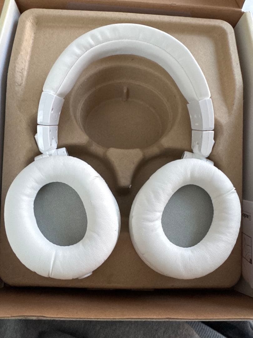 audio-technica ATH-M50xWH 音出し良好／バンド割れあり