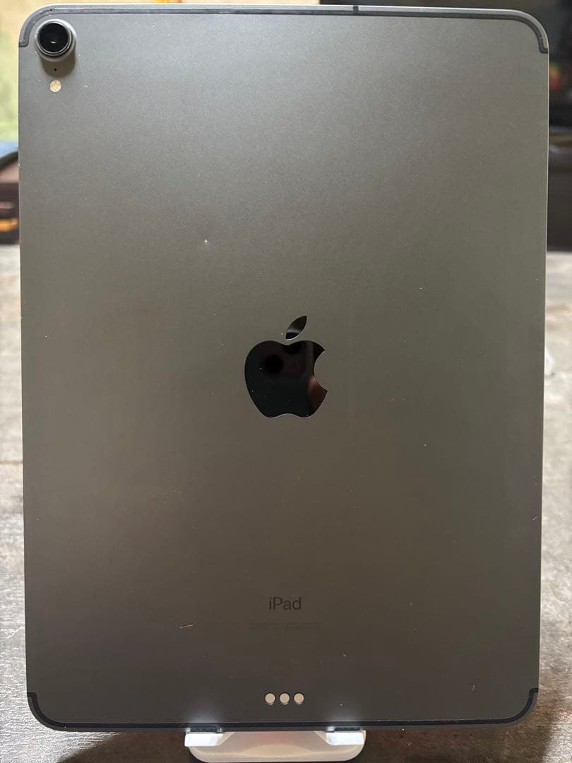 Apple iPad 11インチ　第1世代　 スペースグレー 本体