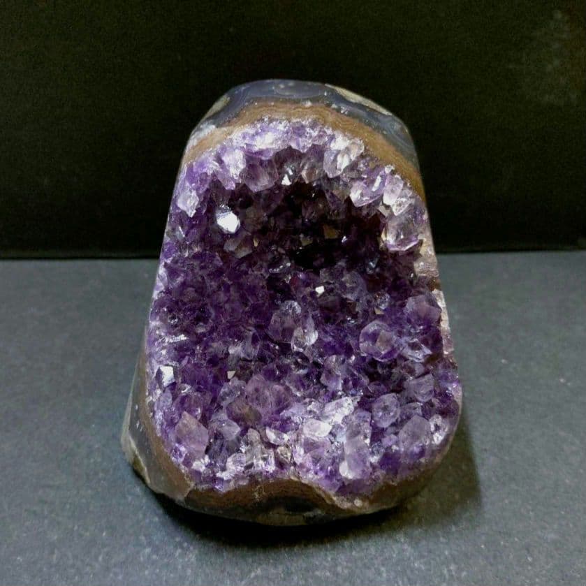 ☆希少☆縁起物☆高透明☆ウルグアイ産アメジストクラスター　瑪瑙共生　原石　⑩