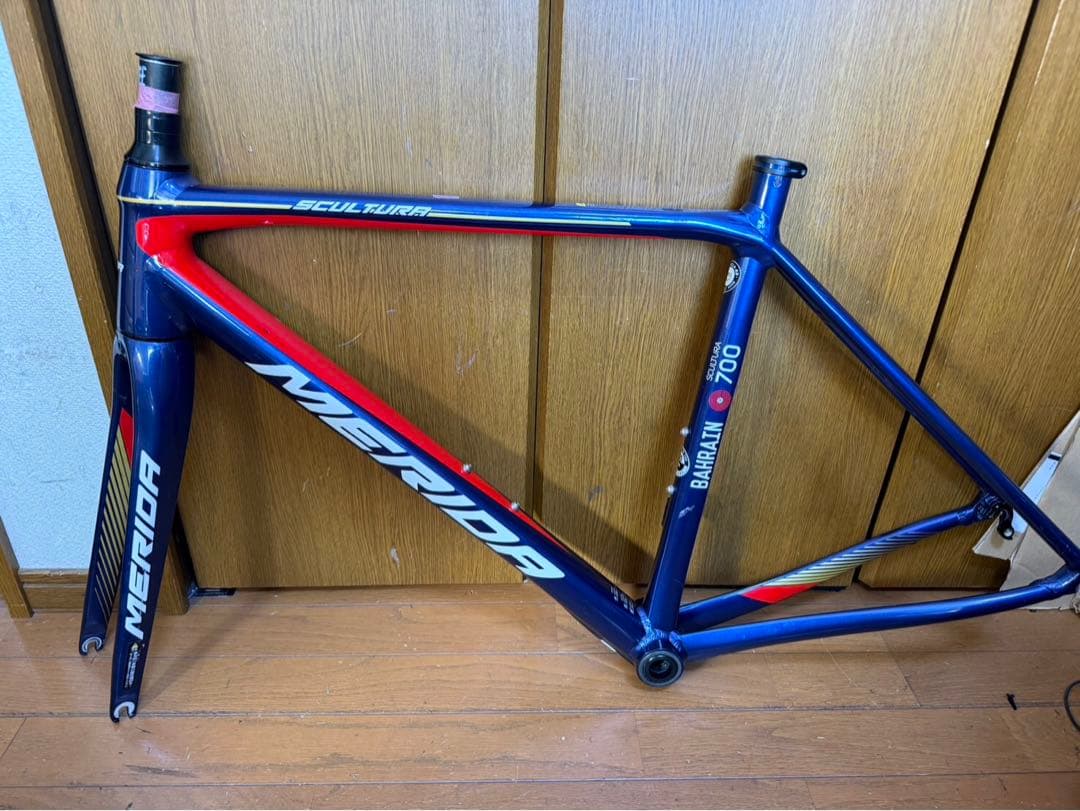 MERIDA メリダ　スクルトゥーラ700 バーレーンメリダ