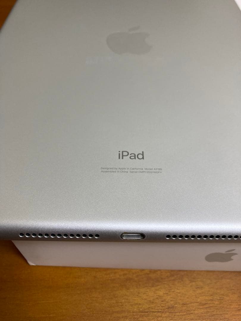 Apple iPad (第7世代) 32GB セルラーモデル バッテリ状態91%