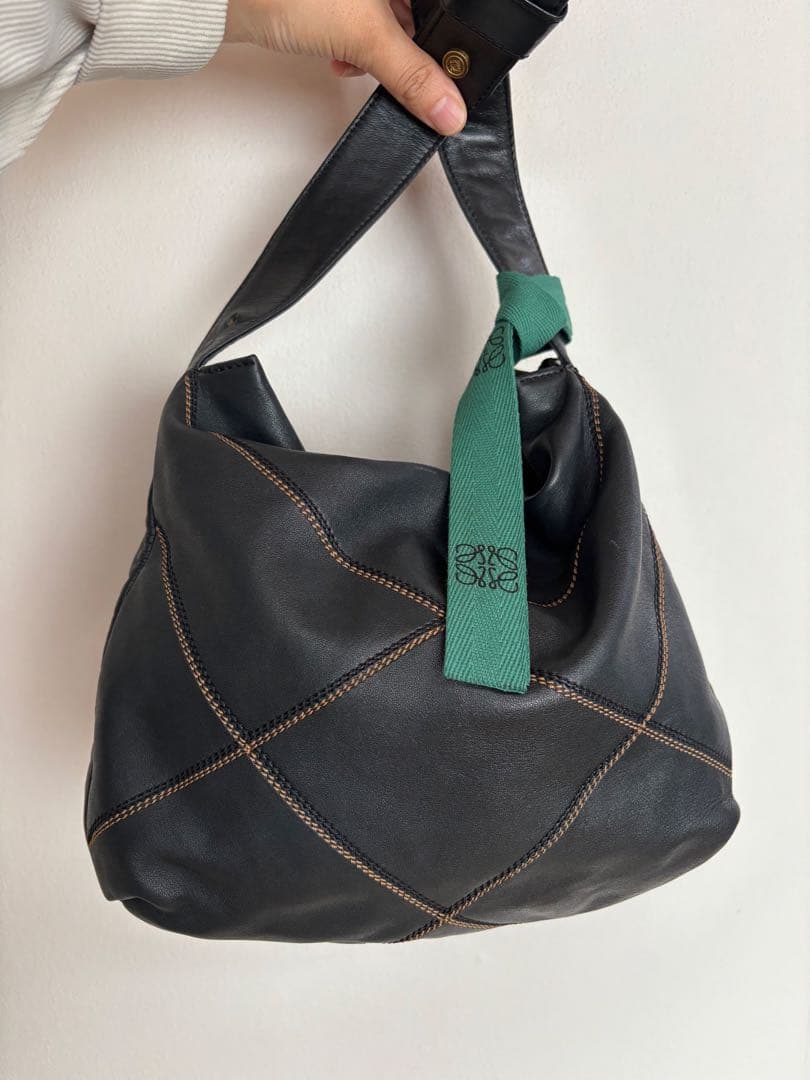 LOEWE クロスデザイン ステッチ ショルダーバッグ ハンドバッグ トート 黒