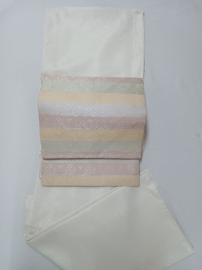 洗える色無地　花唐草地紋　ジャガード織　袷 Ｍサイズ