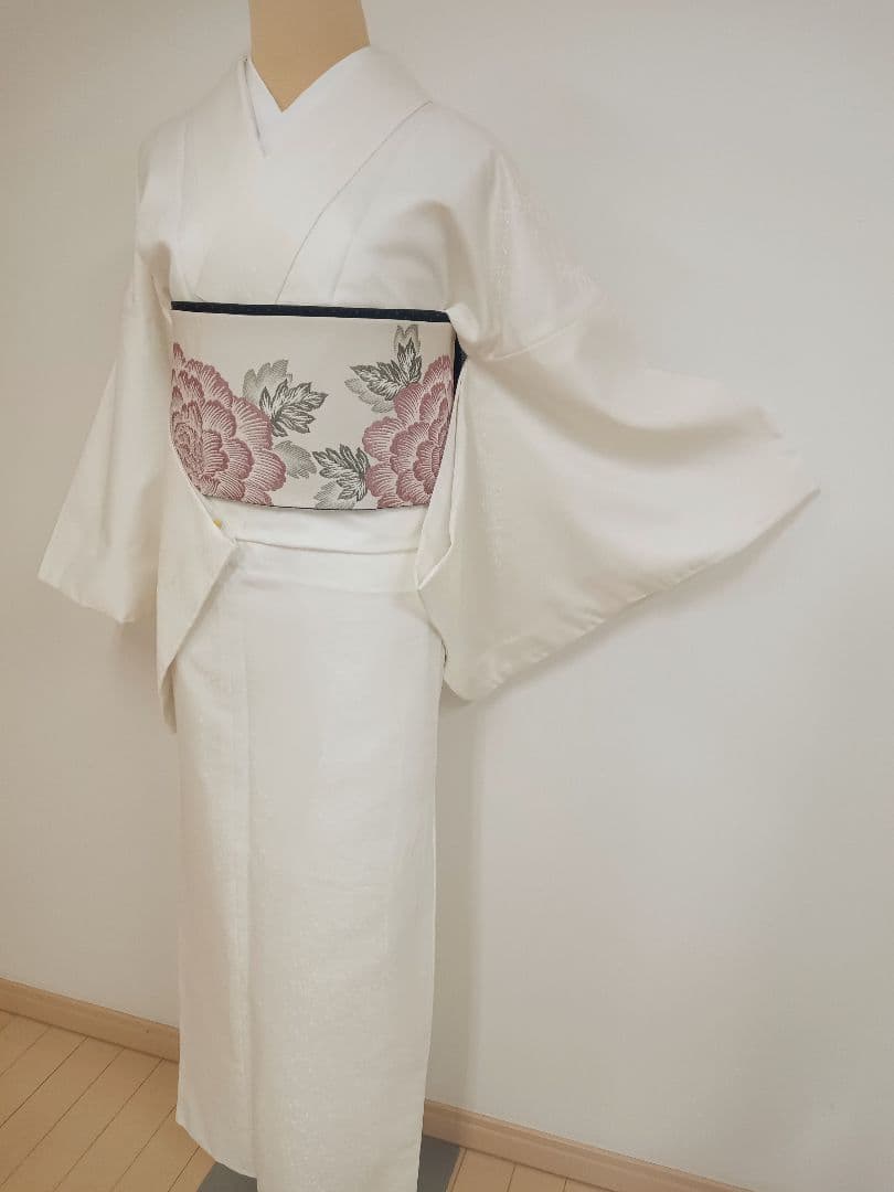 洗える色無地　花唐草地紋　ジャガード織　袷 Ｍサイズ