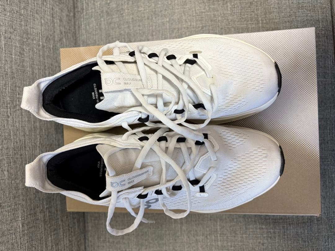 スパイク・シューズ cloudsurfer max